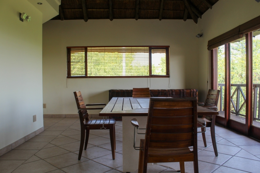 4 Bedroom Property for Sale in Boschenvaal River Front Lodges Free State